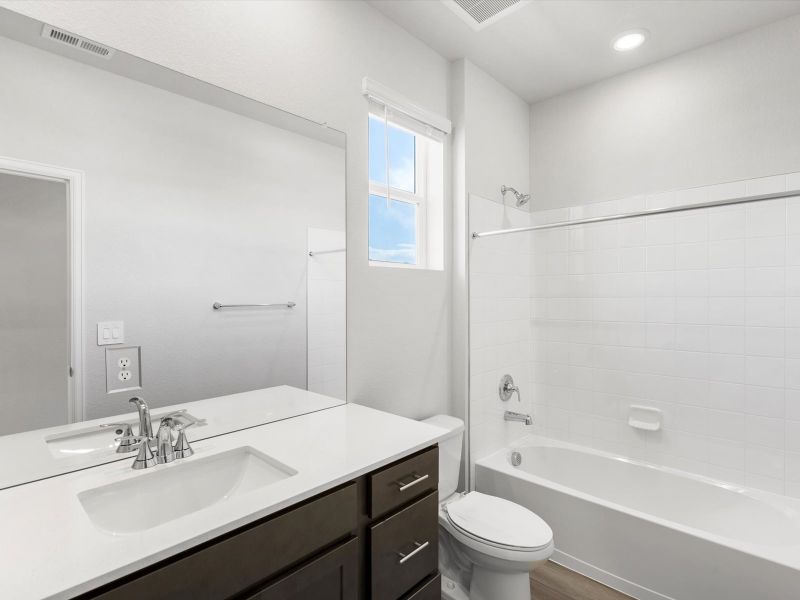 Furnished interior view inside a new home in Lake Bluff, Greeley (Image 4).
