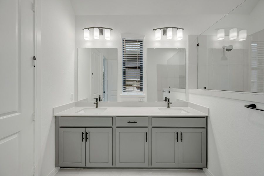 Owner's Bath