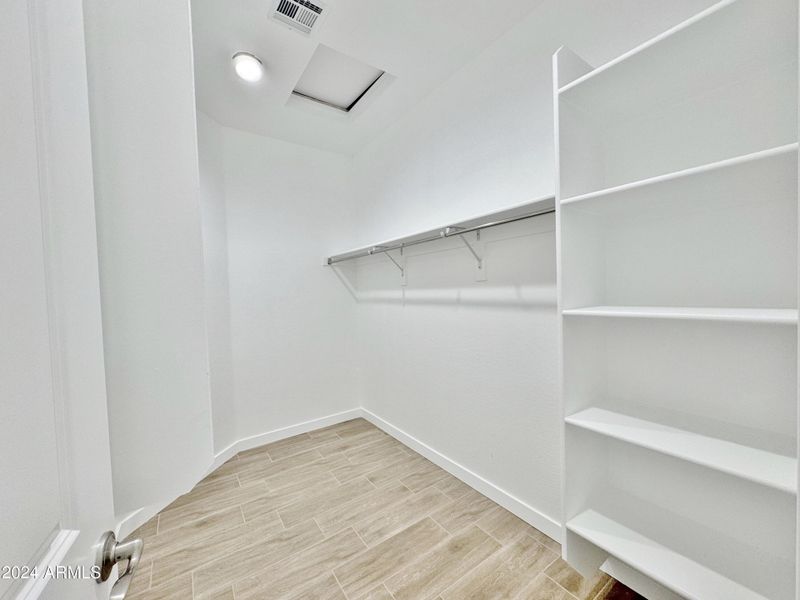 Huge master closet w/shelving