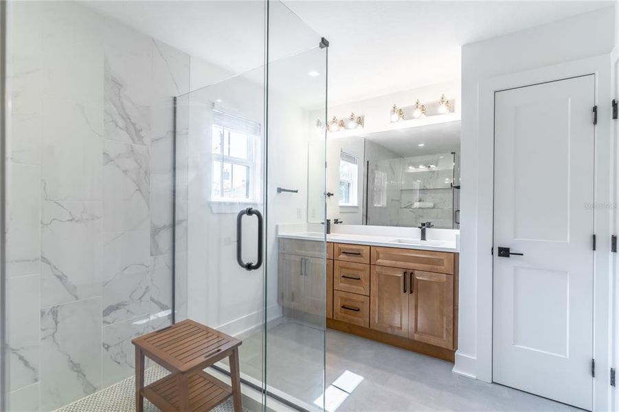 Furnished interior view inside a new home in , Orlando (Image 4).