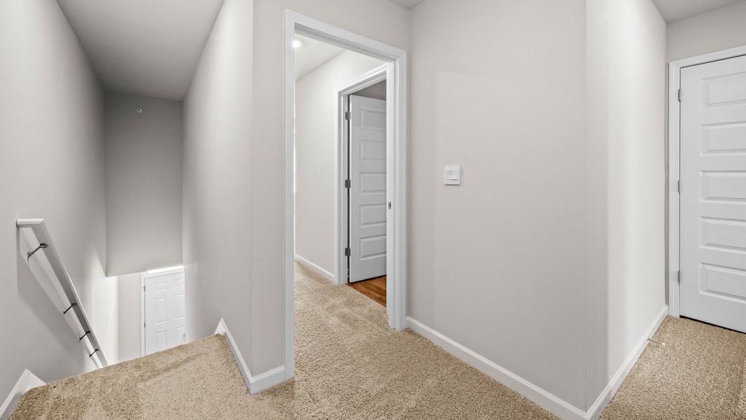 Spacious, unfurnished interior of a new home in Echo Glen, Stockbridge (Image 19).