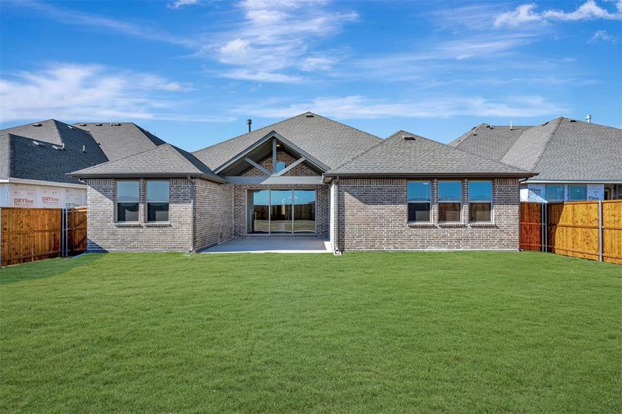 Exterior details and patio area of a home in Timberbrook, Justin (Image 3).