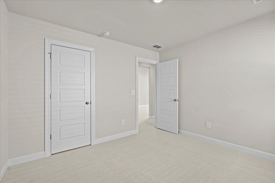Spacious, unfurnished interior of a new home in Collier Ridge, Moore (Image 18). Spacious, unfurnished interior of a new home in Collier Ridge, Moore (Image 18).