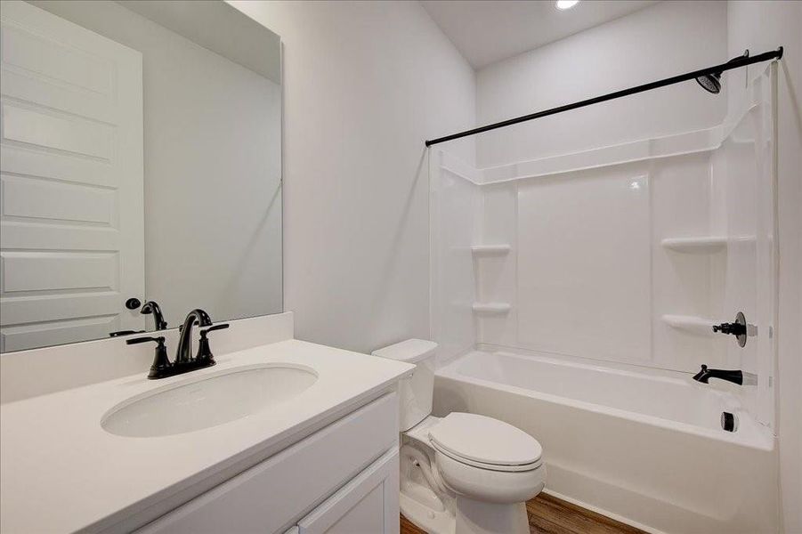 Image 28 of a home in Barrett Pointe.