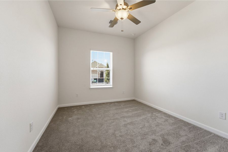 Spacious, unfurnished interior of a new home in Pebblebrook, Sherman (Image 40).