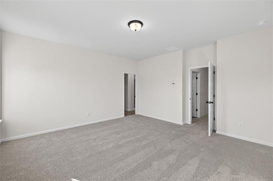 Spacious, unfurnished interior of a new home in Sanders Park, Austell (Image 28).