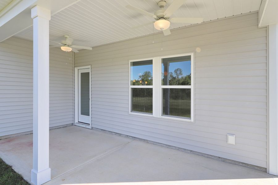 Exterior details and patio area of a home in Jordan Grove, Conway (Image 27).