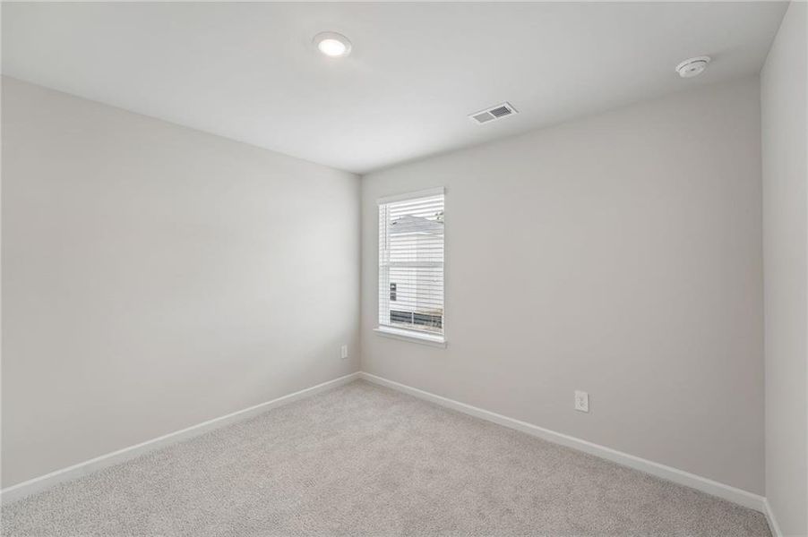 Spacious, unfurnished interior of a new home in Northwoods at Mirror Lake, Villa Rica (Image 20).