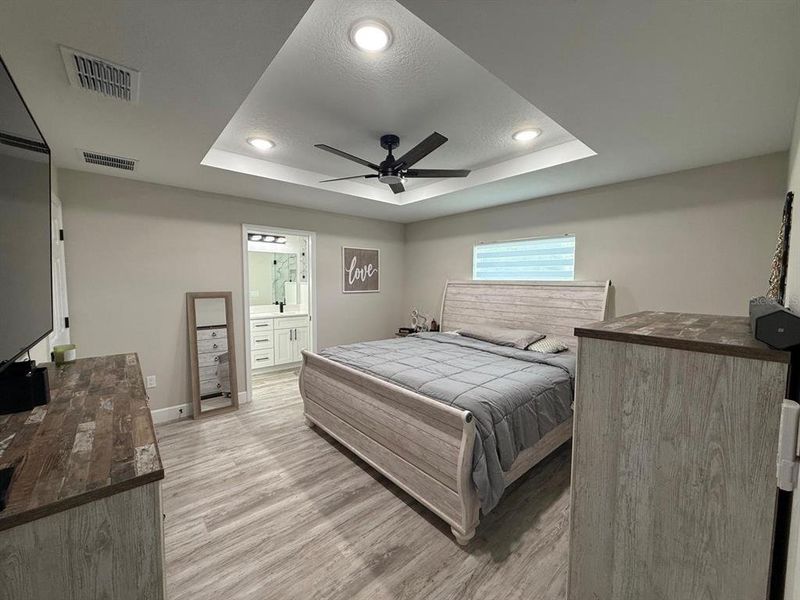 Furnished interior view inside a new home in , Dunnellon (Image 22). Furnished interior view inside a new home in , Dunnellon (Image 22).