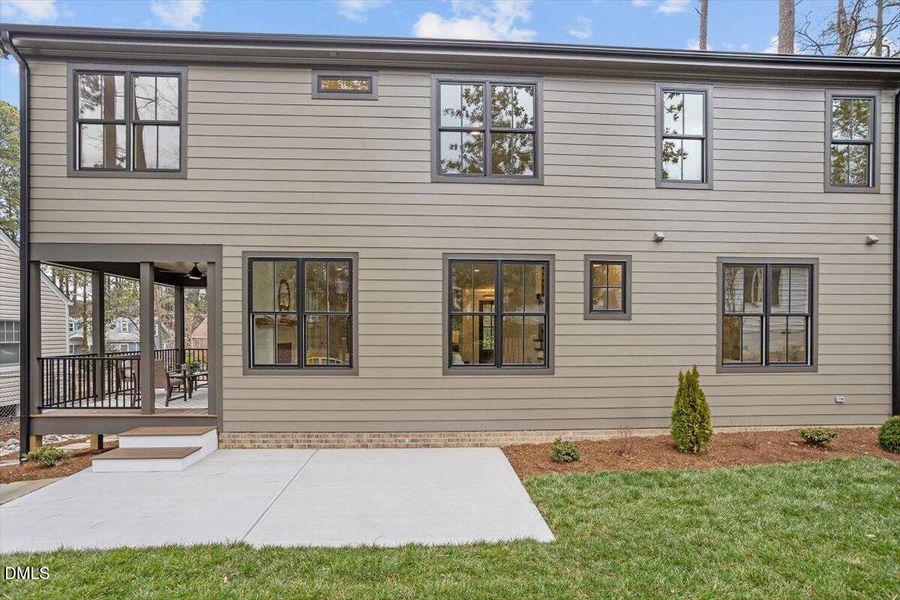 05-2305 Sprunt Ave [2811143]_05