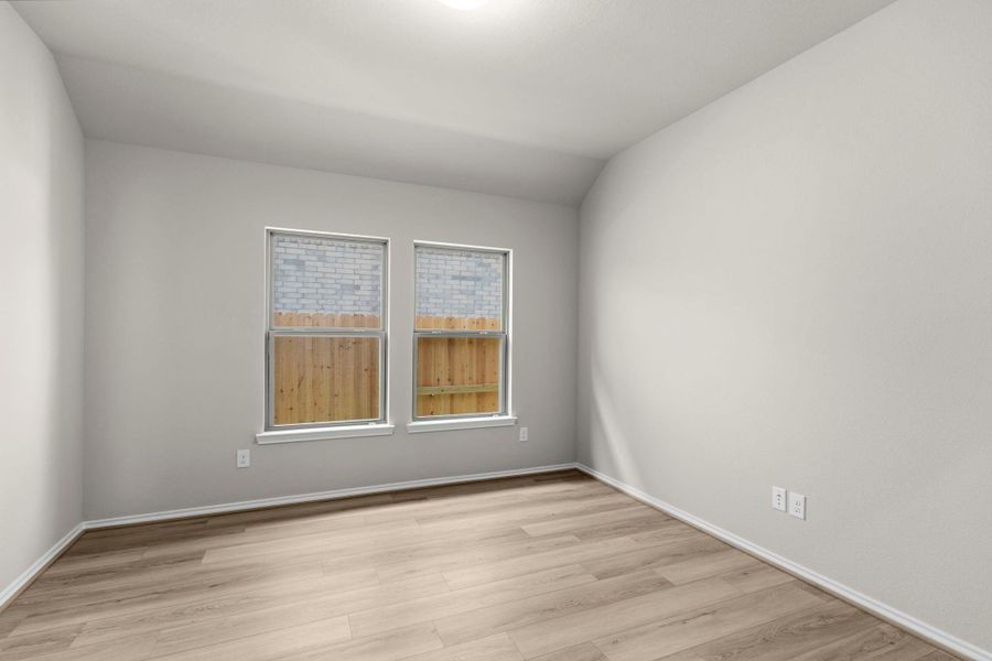 Spacious, unfurnished interior of a new home in Grand Central Park, Conroe (Image 18).
