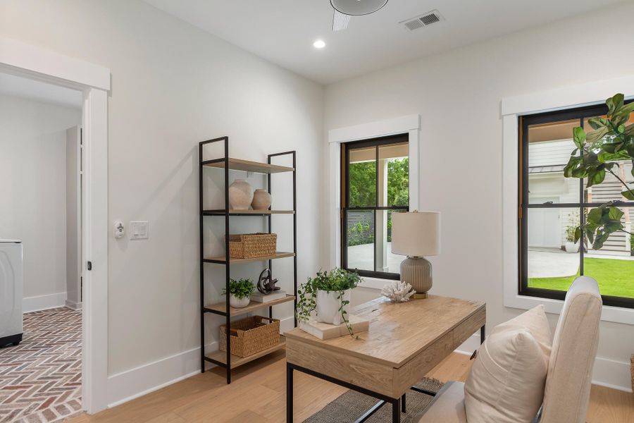 Furnished interior view inside a new home in , Charleston (Image 35).