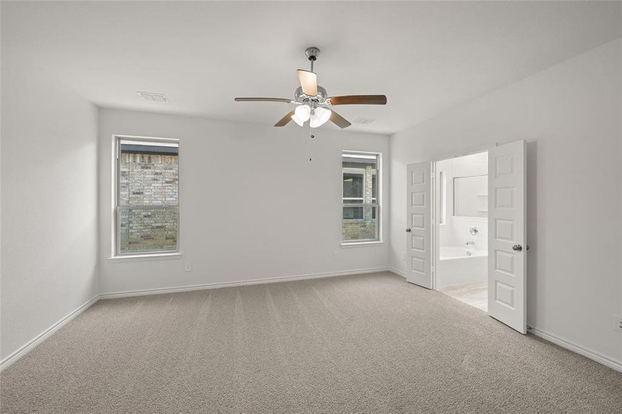 Spacious, unfurnished interior of a new home in Baker Farms, Cleburne (Image 14). Spacious, unfurnished interior of a new home in Baker Farms, Cleburne (Image 14).