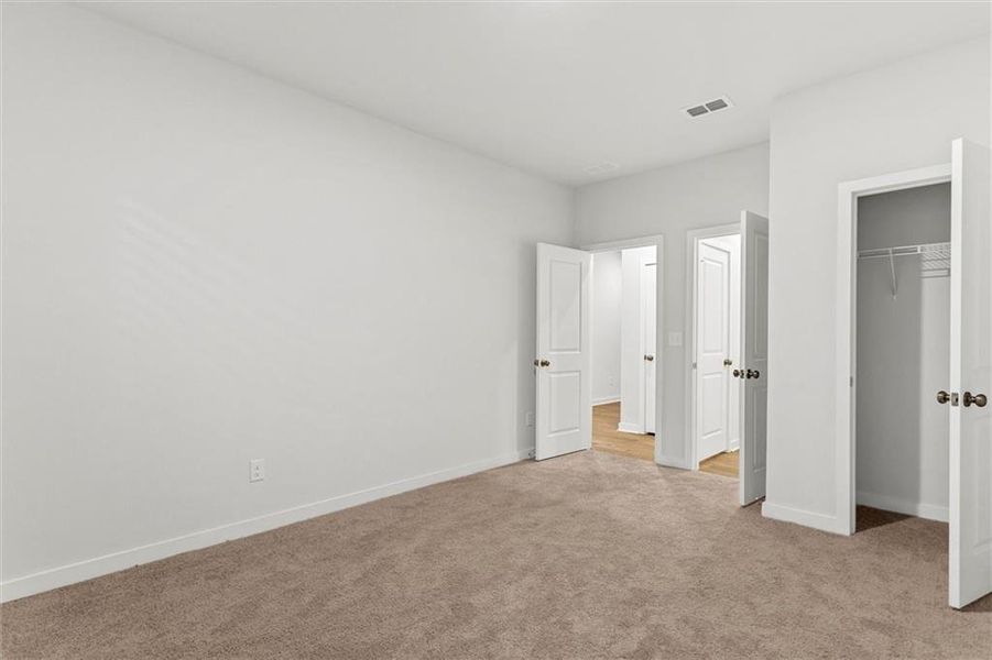 Spacious, unfurnished interior of a new home in , Grayson (Image 30).