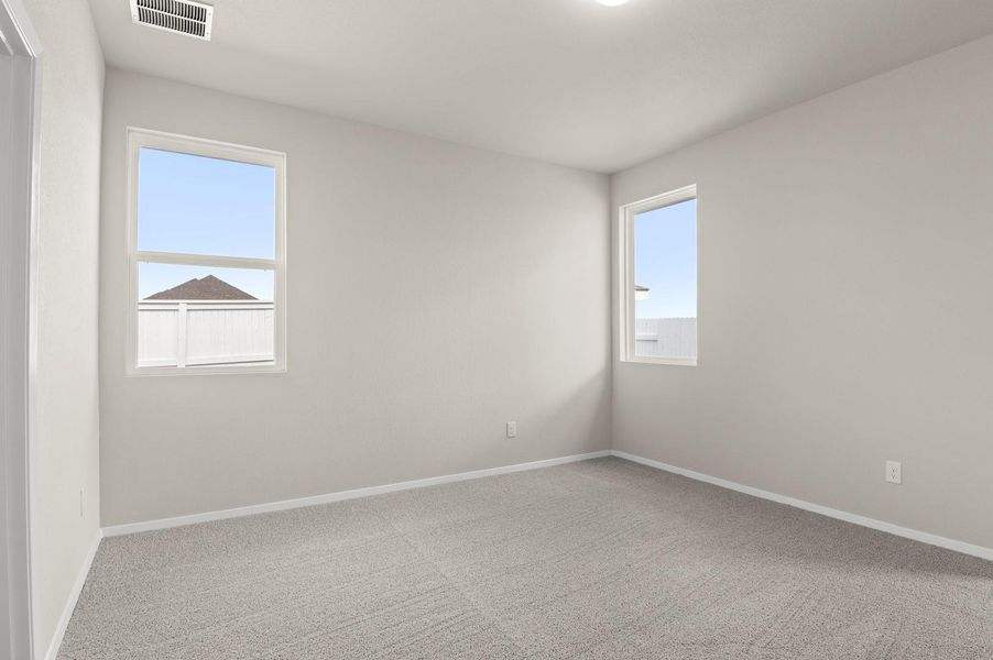 Spacious, unfurnished interior of a new home in Harvest Ridge, Elgin (Image 25).