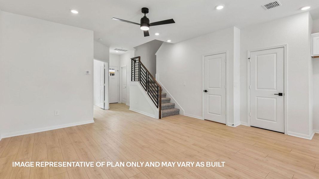 Spacious, unfurnished interior of a new home in Avery Centre, Round Rock (Image 17).