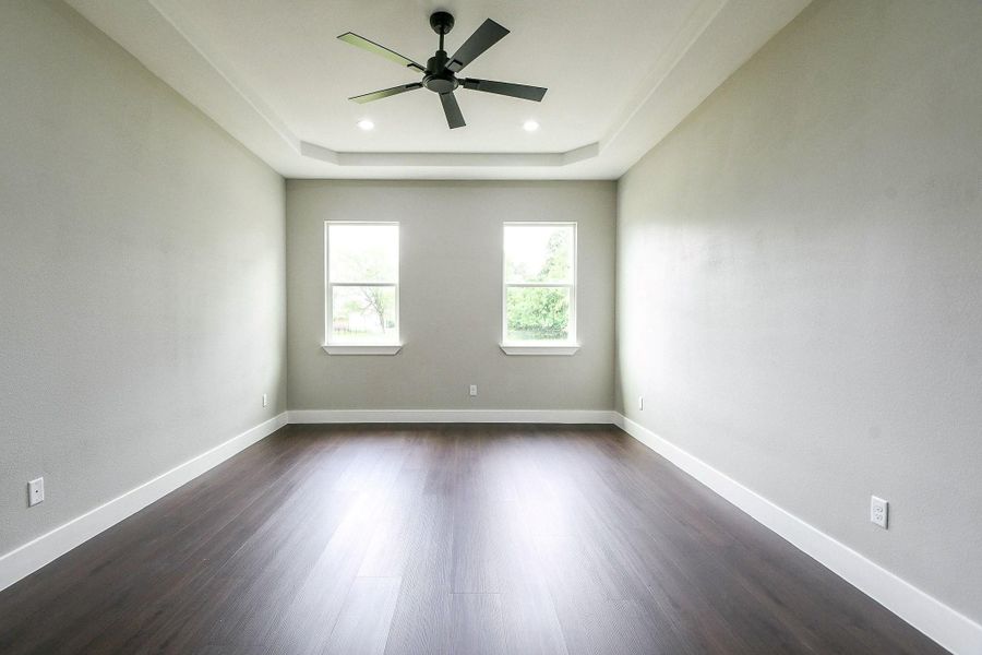 Spacious, unfurnished interior of a new home in , Livingston (Image 18).