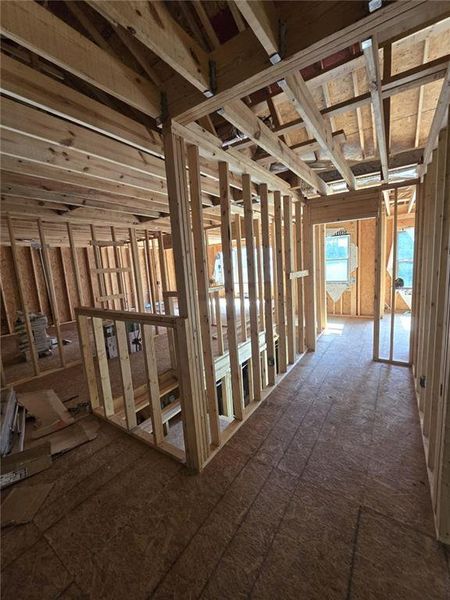 Spacious, unfurnished interior of a new home in , Atlanta (Image 6).