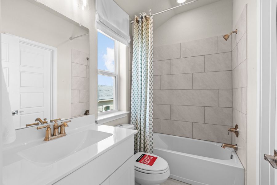 Furnished interior view inside a new home in Hunter's Ranch, San Antonio (Image 12).