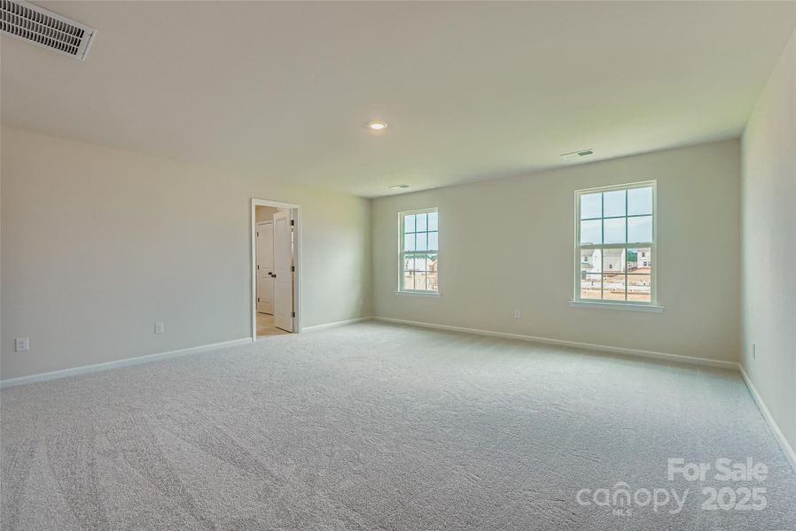 Owner's Suite(example) Owner's Suite(example)