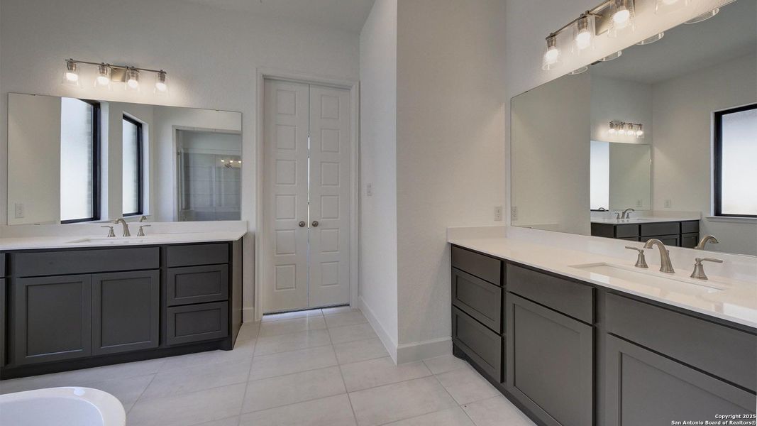 Furnished interior view inside a new home in Alsatian Oaks 60', Castroville (Image 7). Furnished interior view inside a new home in Alsatian Oaks 60', Castroville (Image 7).