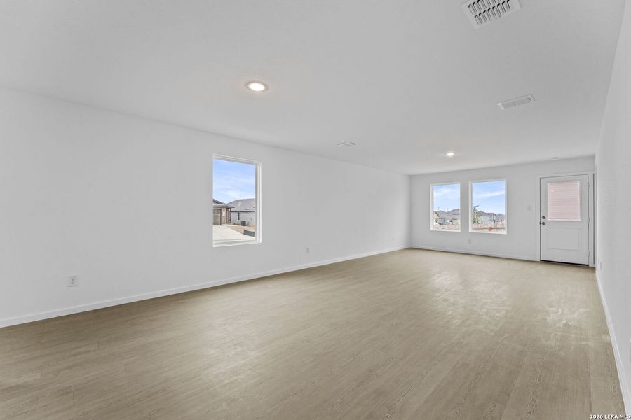 Spacious, unfurnished interior of a new home in Randolph Crossing, Converse (Image 23).