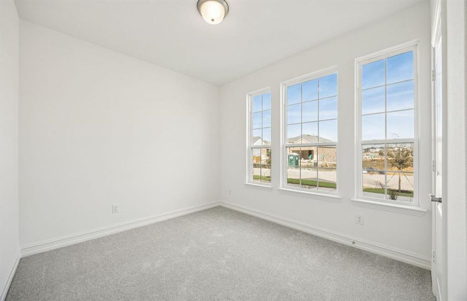 Secondary bedroom