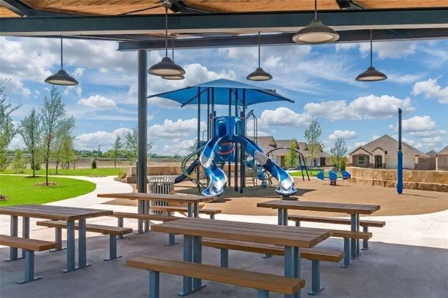 Community amenities in Bridgewater, Princeton (Image 32). Community amenities in Bridgewater, Princeton (Image 32).