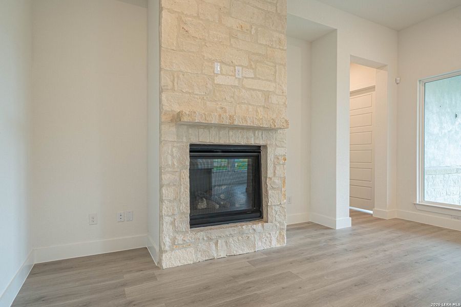 Image 33 of a home in .