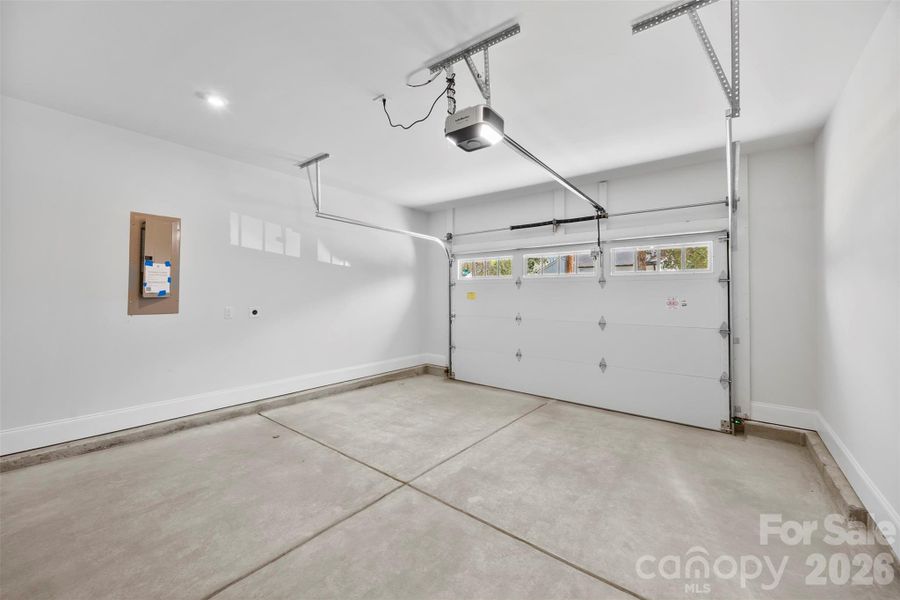 1331 Condon St, Charlotte, NC 28216