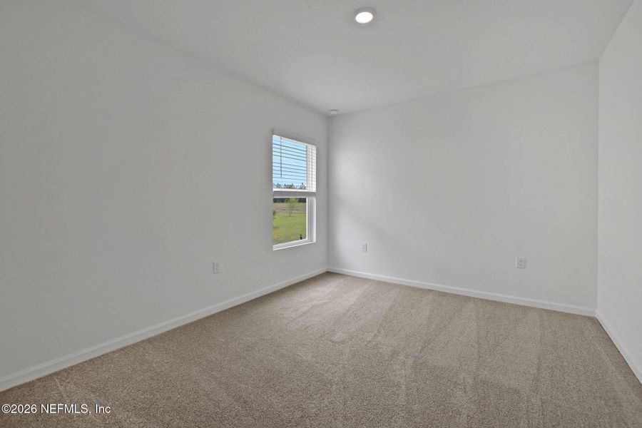 Spacious, unfurnished interior of a new home in Amberly, Green Cove Springs (Image 41).
