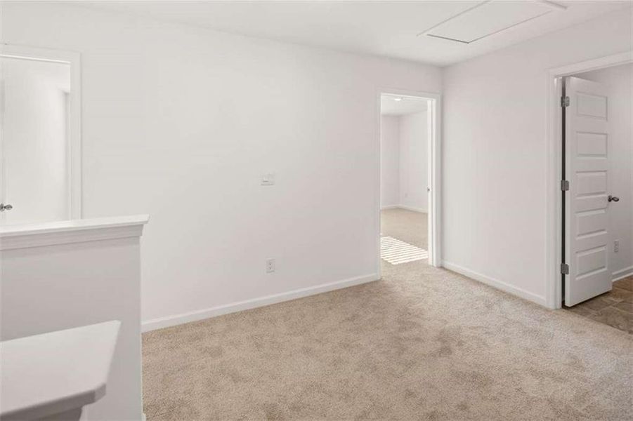Spacious, unfurnished interior of a new home in Brooks Village, Dacula (Image 25).