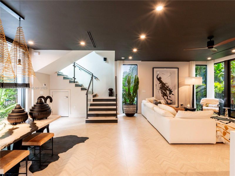 Image 32 of a home in .