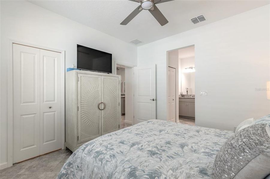 Furnished interior view inside a new home in , Daytona Beach (Image 17).