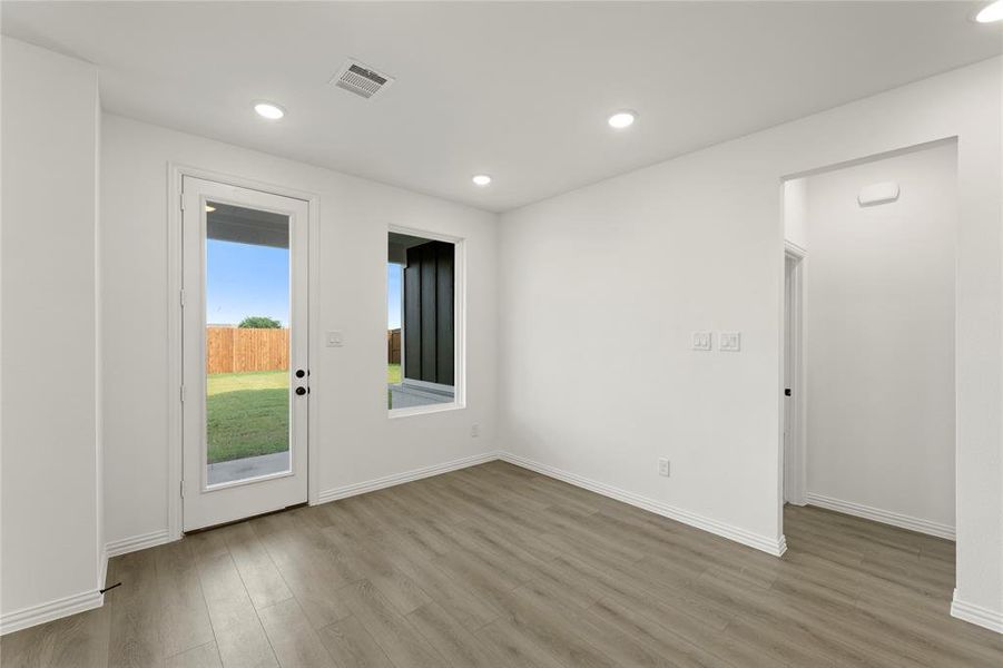 09. 745 Waterhouse - Dining 09. 745 Waterhouse - Dining