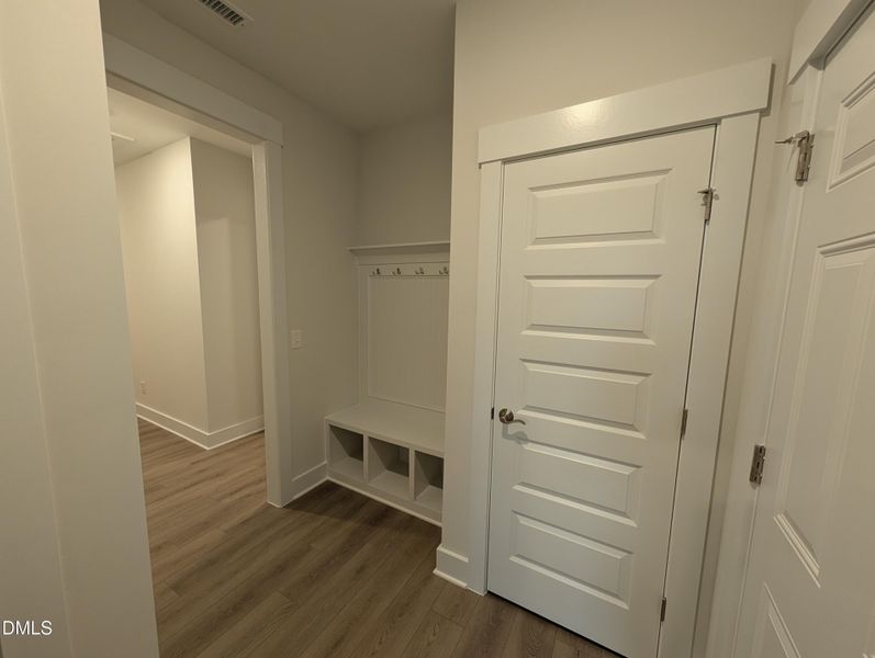 PXL_20250926_223736537 PXL_20250926_223736537