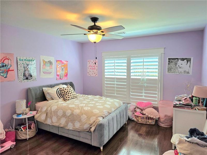 Furnished interior view inside a new home in , Buford (Image 5).