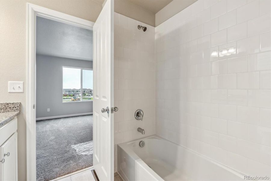 Furnished interior view inside a new home in Pintail Commons at Johnstown Village, Johnstown (Image 7).