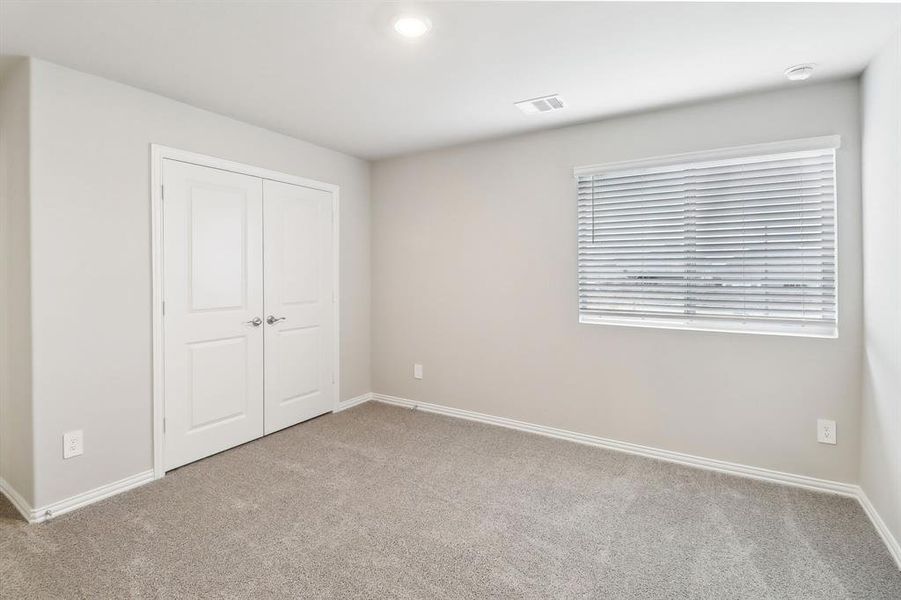 Photo is not of the actual home, but is an inspirational photo of builder’s model home and may depict options, furnishings, and/or decorator features that are not included.