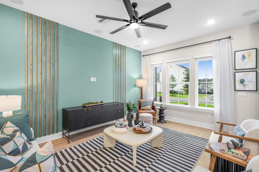 The Daisy - Family Room