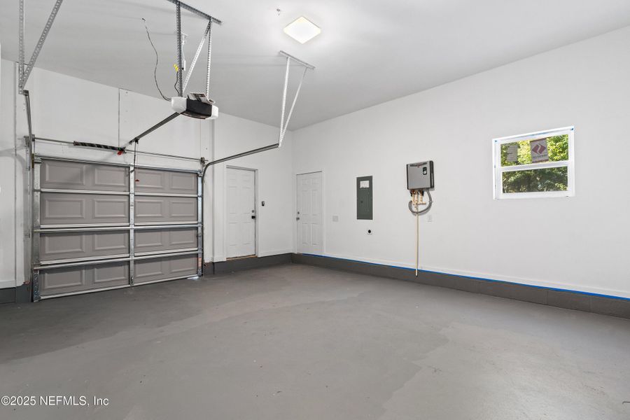 Spacious, unfurnished interior of a new home in , Jacksonville (Image 14). Spacious, unfurnished interior of a new home in , Jacksonville (Image 14).