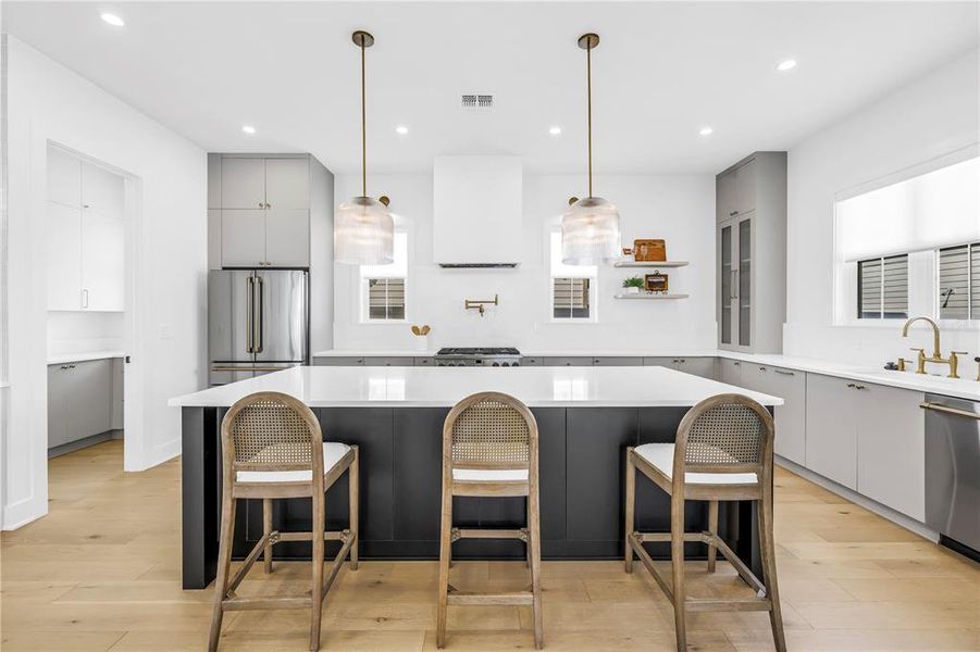 Furnished interior view inside a new home in , St. Petersburg (Image 30).