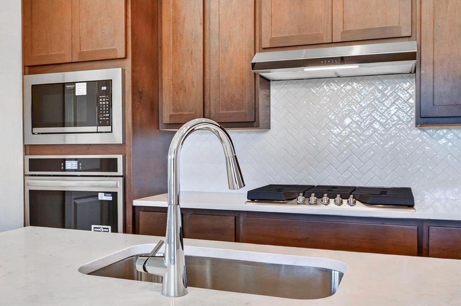 Close-up of interior finishes inside a home in Meraki, Forney (Image 13).
