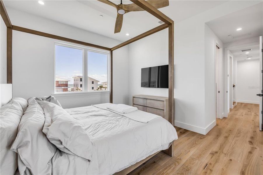 Furnished interior view inside a new home in , New Smyrna Beach (Image 44). Furnished interior view inside a new home in , New Smyrna Beach (Image 44).