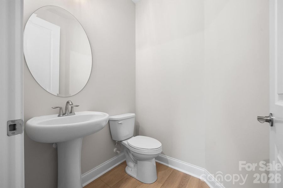 Furnished interior view inside a new home in Handsmill on Lake Wylie, York (Image 8).