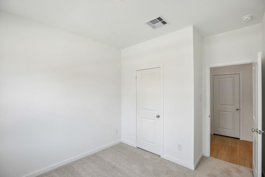 Spacious, unfurnished interior of a new home in Raburn Reserve 50s, Tomball (Image 27). Spacious, unfurnished interior of a new home in Raburn Reserve 50s, Tomball (Image 27).