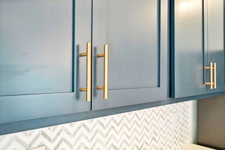 Interior Design Finishes: AW Collection® Sapphire Interior Design Finishes: AW Collection® Sapphire