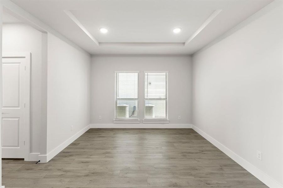 Spacious, unfurnished interior of a new home in Brookfield, Melissa (Image 29). Spacious, unfurnished interior of a new home in Brookfield, Melissa (Image 29).