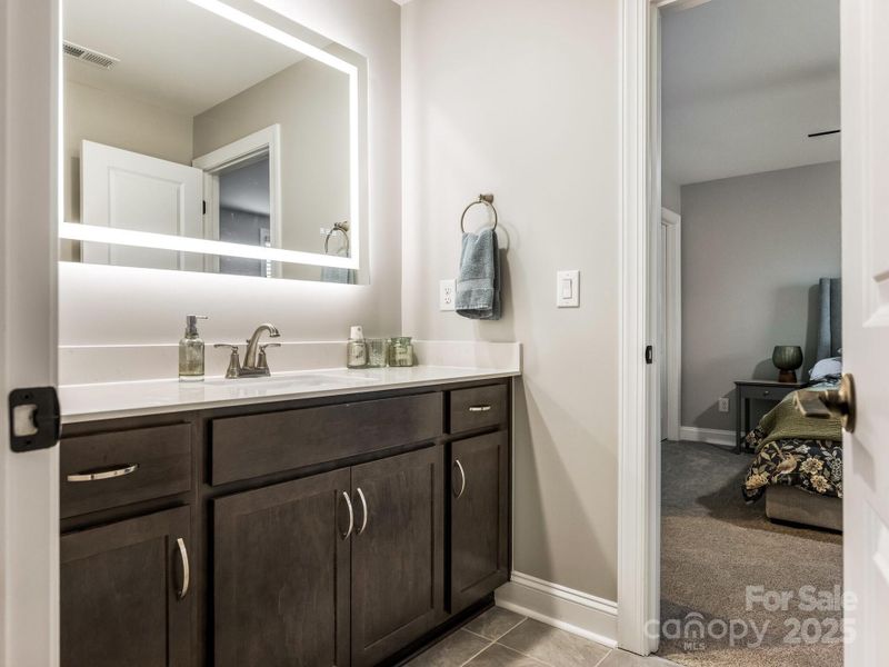 Upper Flr, Full bath w/walk-in shower, illuminated mirror