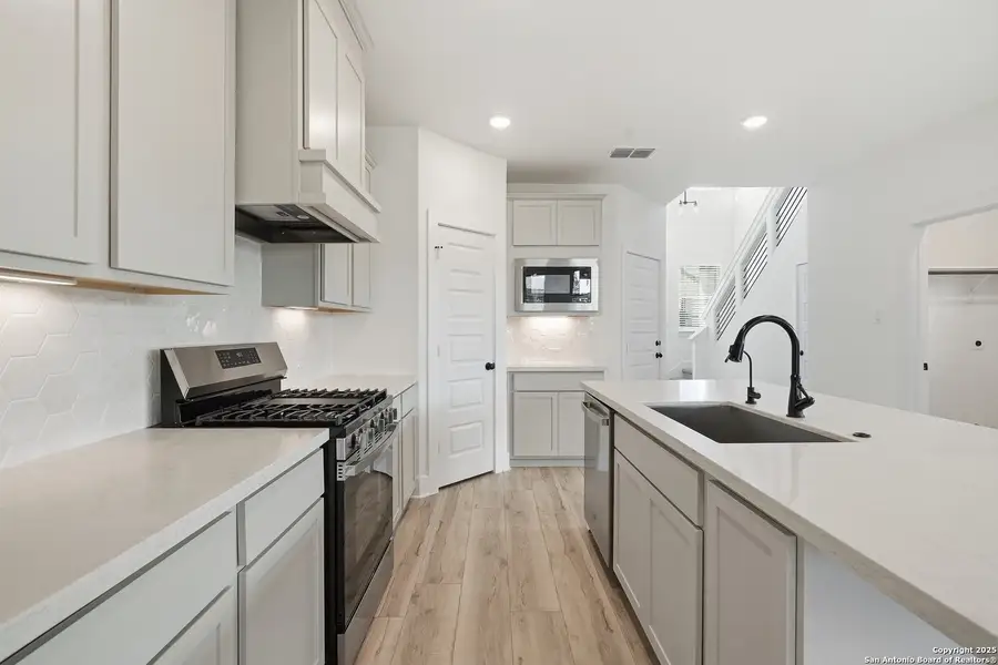 Furnished interior view inside a new home in Stillwater Ranch, San Antonio (Image 14). Furnished interior view inside a new home in Stillwater Ranch, San Antonio (Image 14).